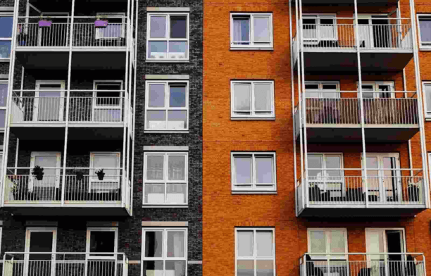 Considerations Before Buying an Apartment Building