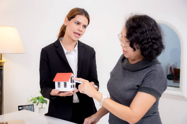 What Is a Bumpable Buyer in Real Estate? A Simple Guide